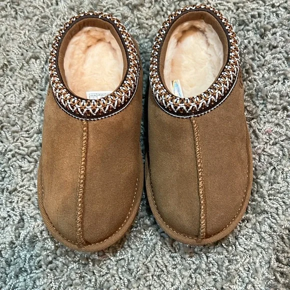 NEW Girls UGG Tasman II Size 12T - Picture 2 of 8